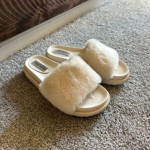Soft slide sandal
